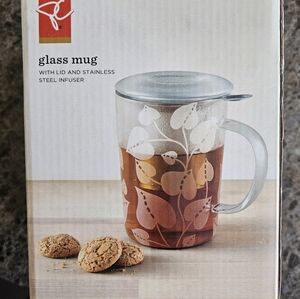 Glass mug with lid and infuser